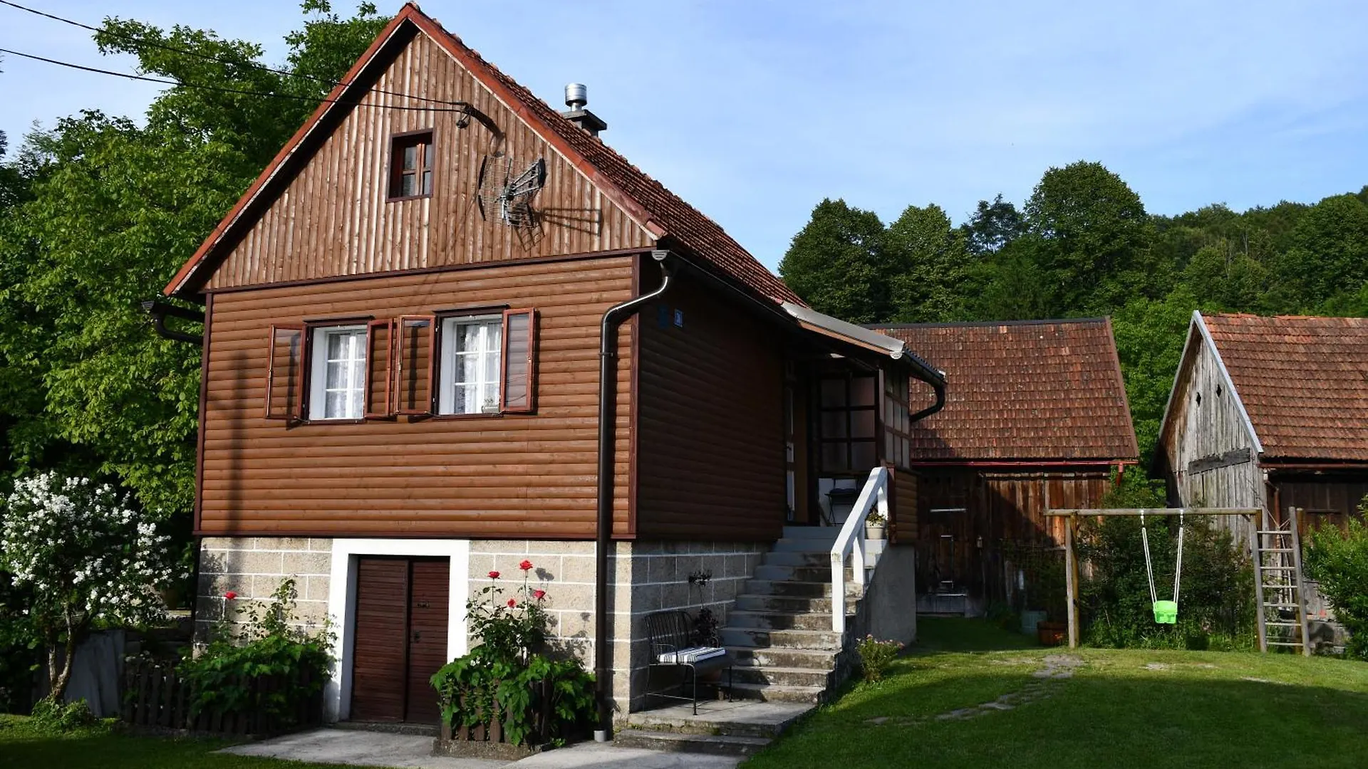 Mala Kuca